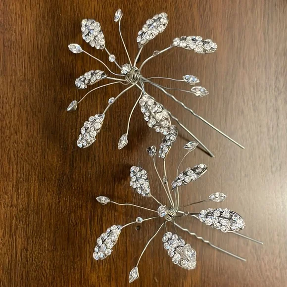 Erin Cole Wedding Hair Comb Erin Cole Bride Gold Flower & Leaves Comb main image 3